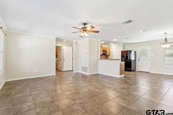 $299,500 | 21375 Carole Street, Chandler, TX 75758