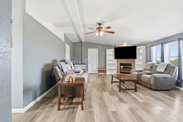 $249,000 | 247 Pr 4550, Hondo, TX 78861