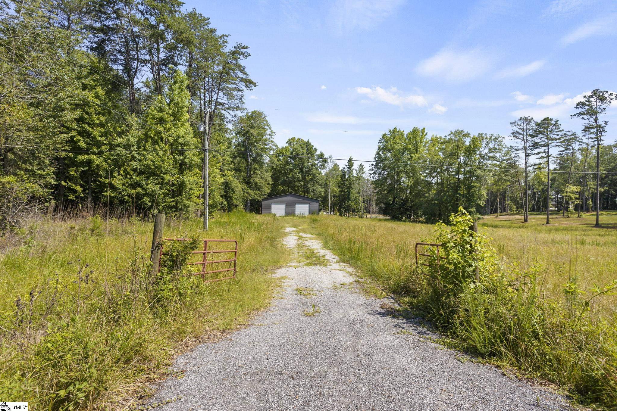 244 Black Road Simpsonville, SC 29680 - Photo 2 of 24