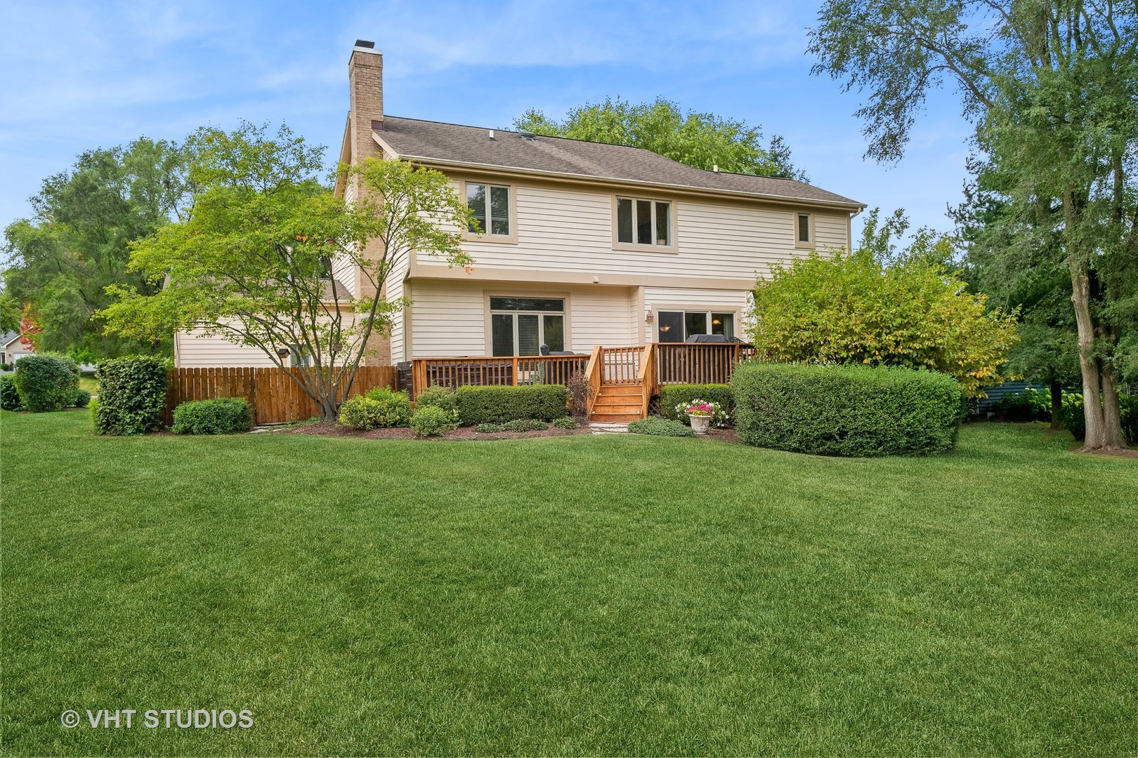 6604 Wildberry Lane Cary, IL 60013 - Photo 4 of 5 a view of a house with backyard and garden