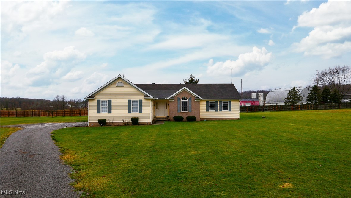 11289 Hopkins Road Garrettsville, OH 44231 - Photo 2 of 48