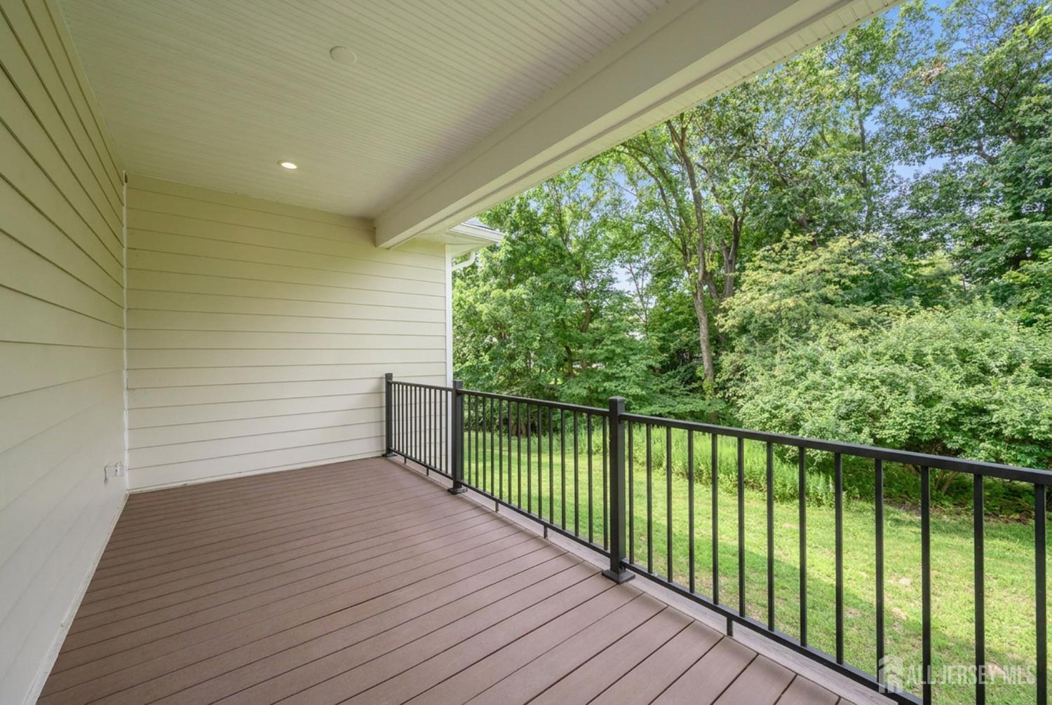74 Woosamonsa Road Pennington, NJ 08534 - Photo 17 of 59 Gallery Image 17
