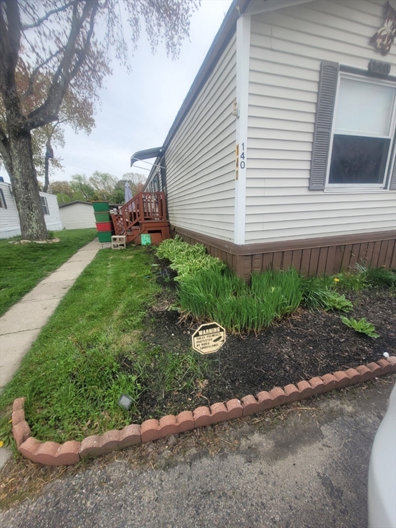 557 Southwest Cutoff, Unit 140 Worcester, MA 01607 - Photo 4 of 12