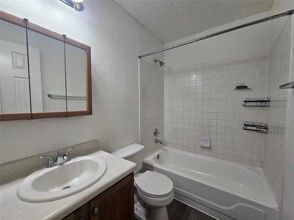$1,800 | 2810 Adelen Lane, Round Rock, TX 78664