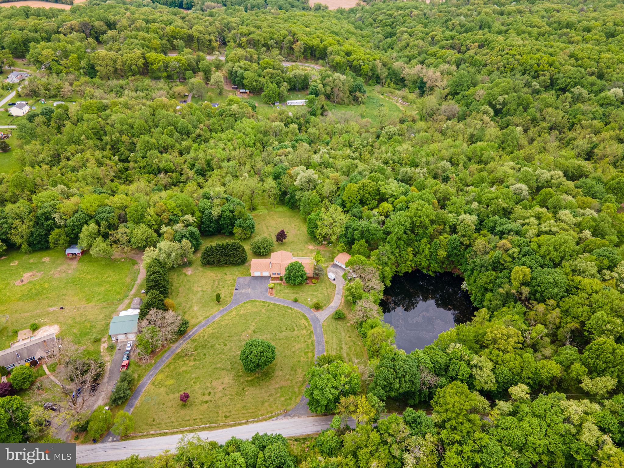 379 Quarry Road Delta, PA 17314 - Photo 32 of 37 Gallery Image 32