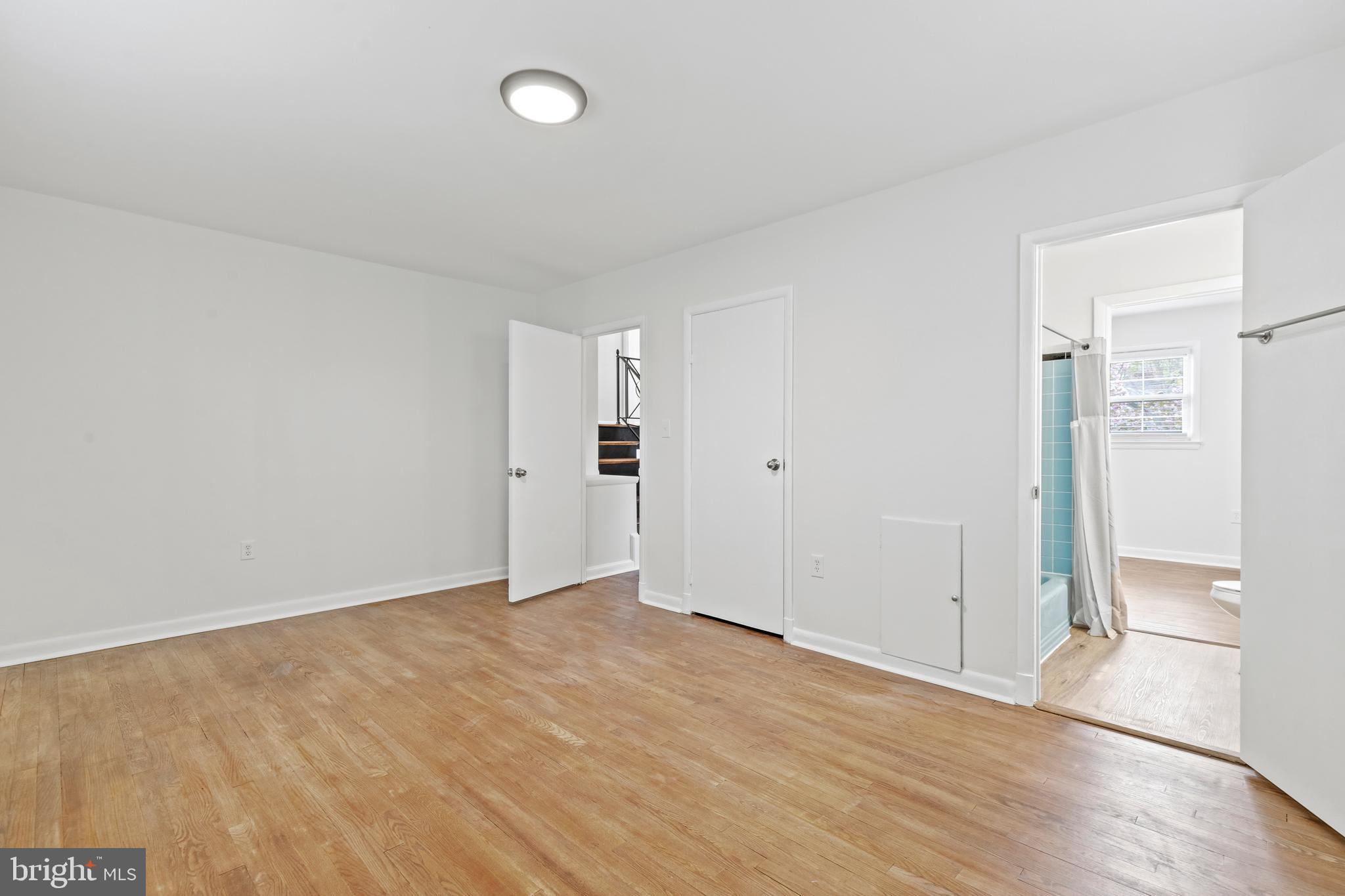 6217 Stoneham Road Bethesda, MD 20817 - Photo 19 of 35