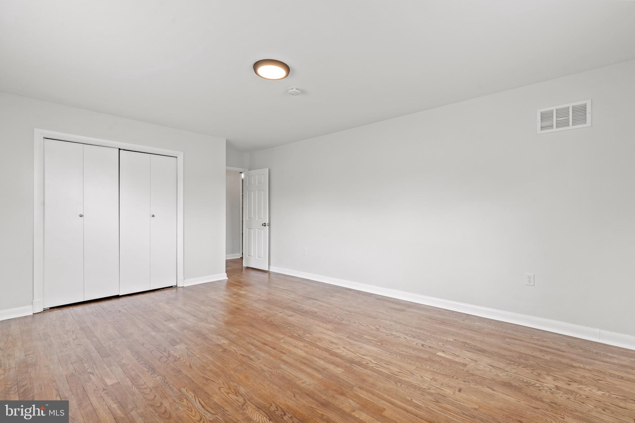 6217 Stoneham Road Bethesda, MD 20817 - Photo 24 of 35