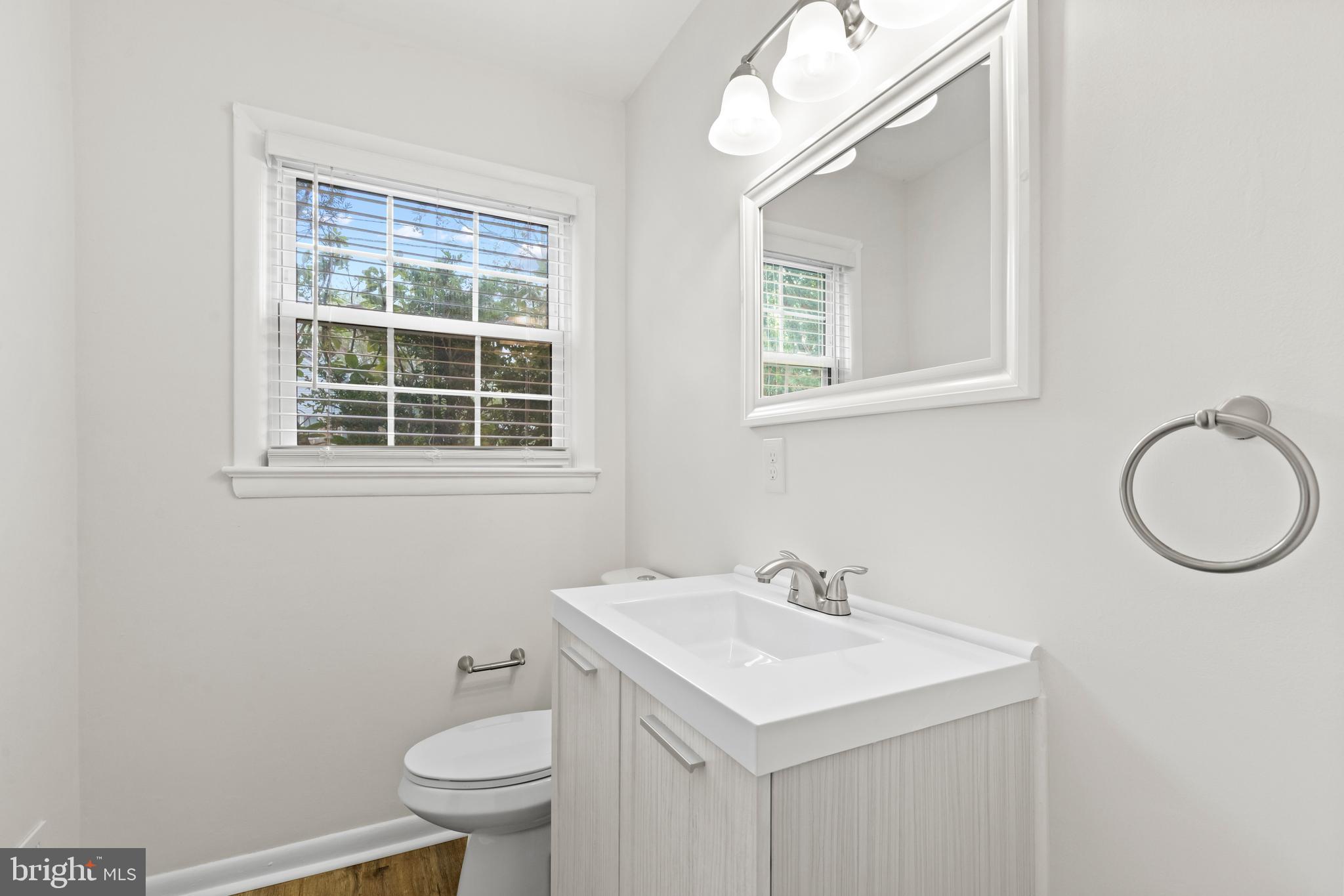 6217 Stoneham Road Bethesda, MD 20817 - Photo 31 of 35