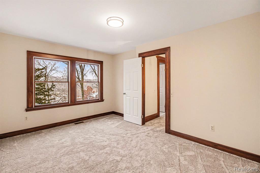 9955 Wiggins Road Howell, MI 48855 - Photo 32 of 57 Gallery Image 32