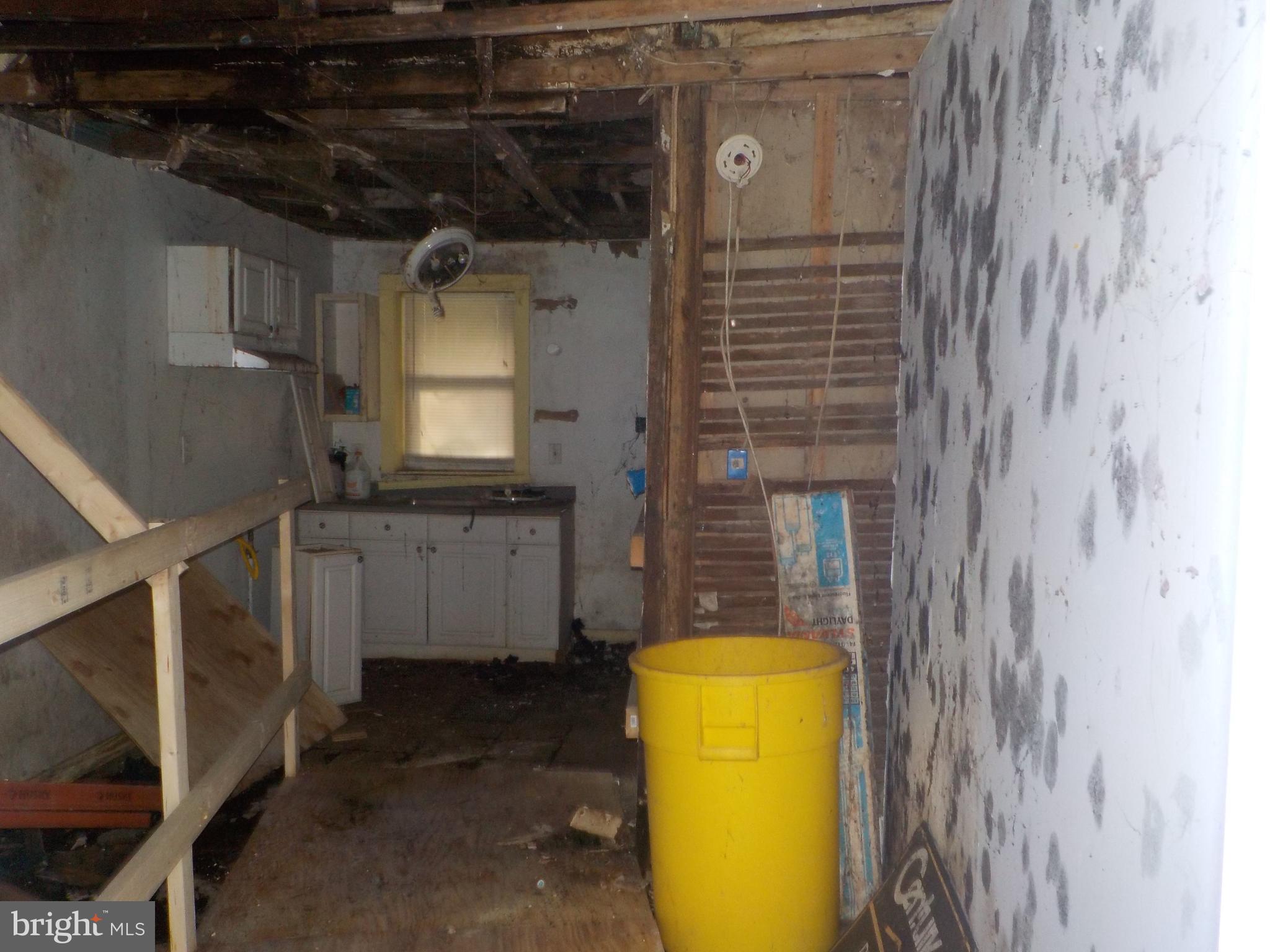 1119 Ward Street Baltimore, MD 21230 - Photo 4 of 11