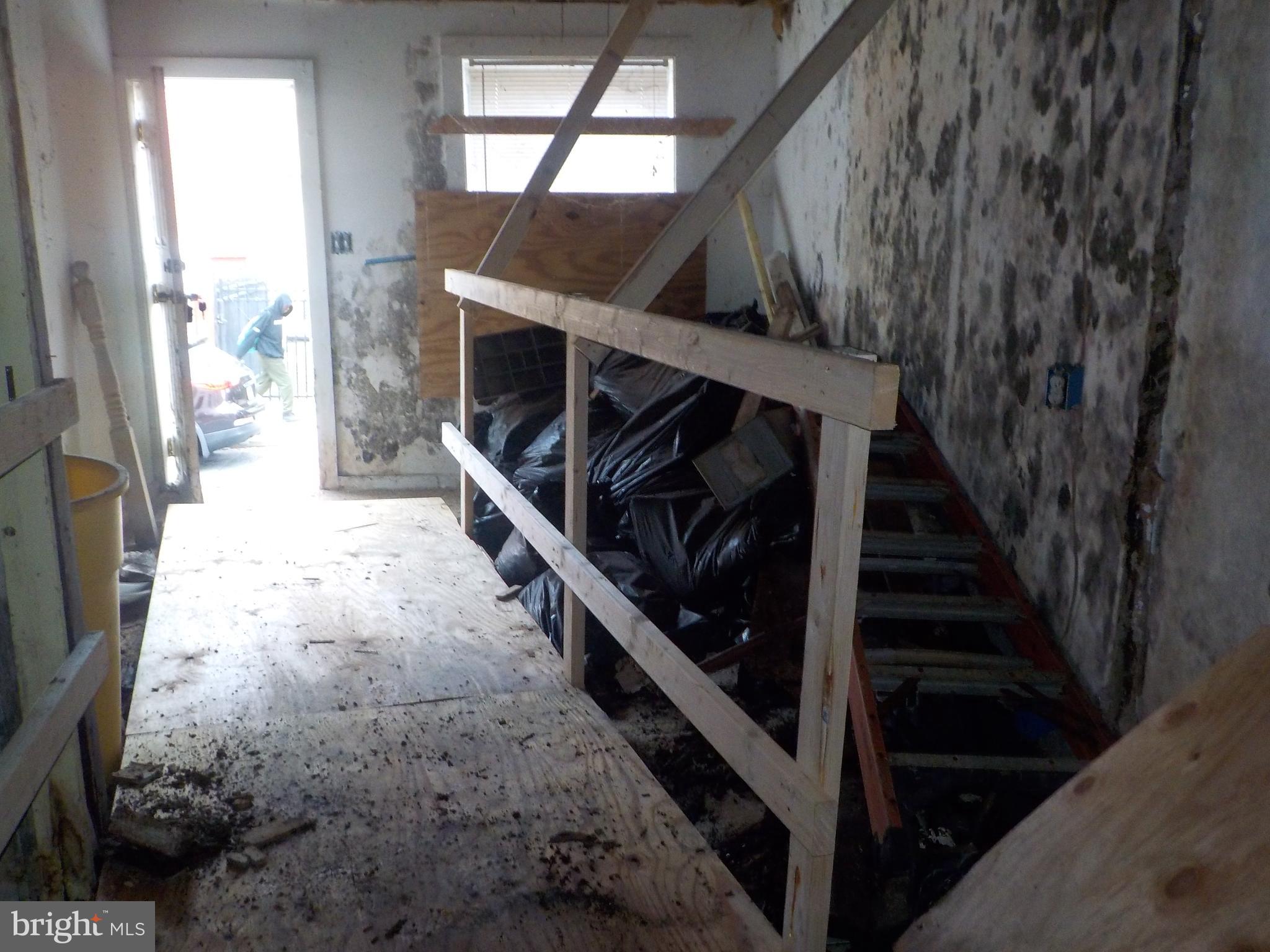 1119 Ward Street Baltimore, MD 21230 - Photo 9 of 11