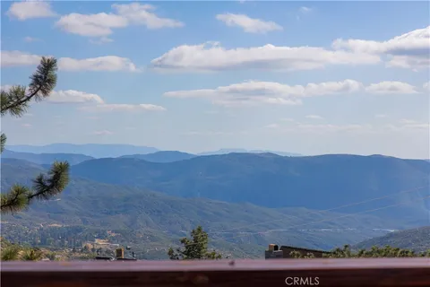 $858,000 | 26857 Crestview Drive, Idyllwild, CA 92549