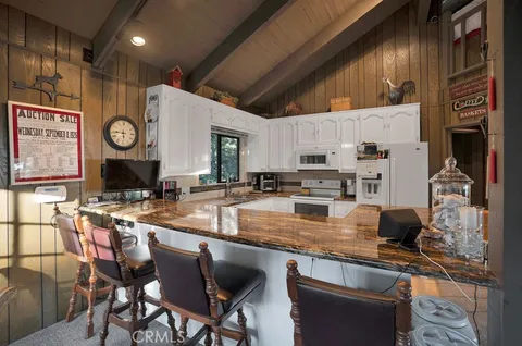 $858,000 | 26857 Crestview Drive, Idyllwild, CA 92549