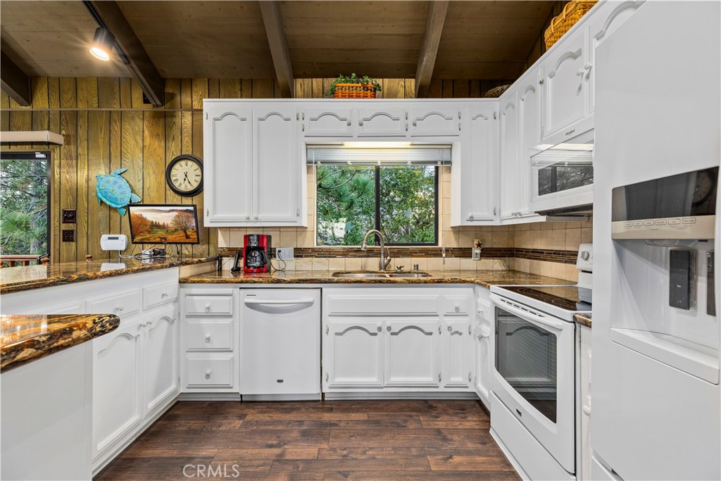 26857 Crestview Drive Idyllwild, CA 92549 - Photo 9 of 49