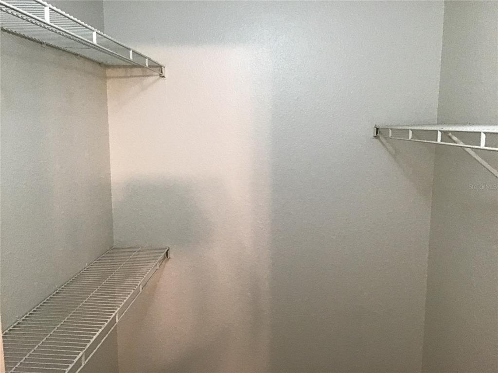 1017 South Hiawassee Road, Unit 3717 Orlando, FL 32835 - Photo 15 of 21 a view of small space