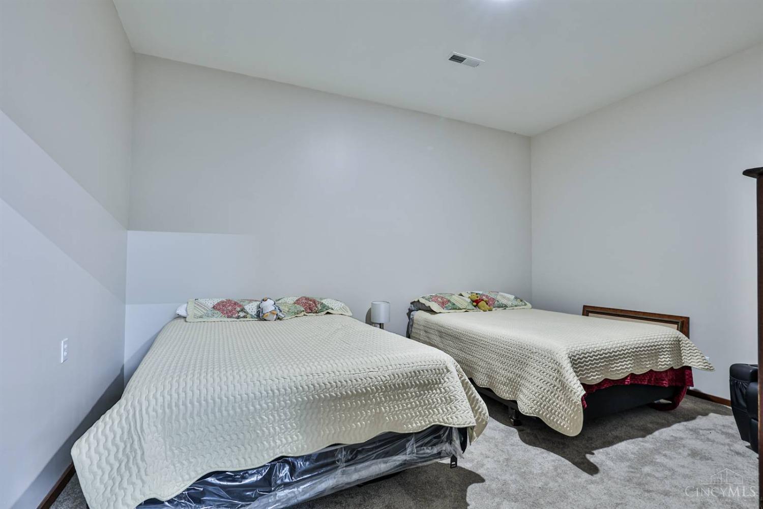 4305 Reed Road Hillsboro, OH 45133 - Photo 36 of 56 Gallery Image 36