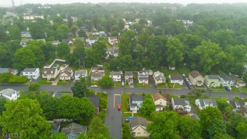 19 Robertson Road West Orange, NJ 07052 - Photo 34 of 39