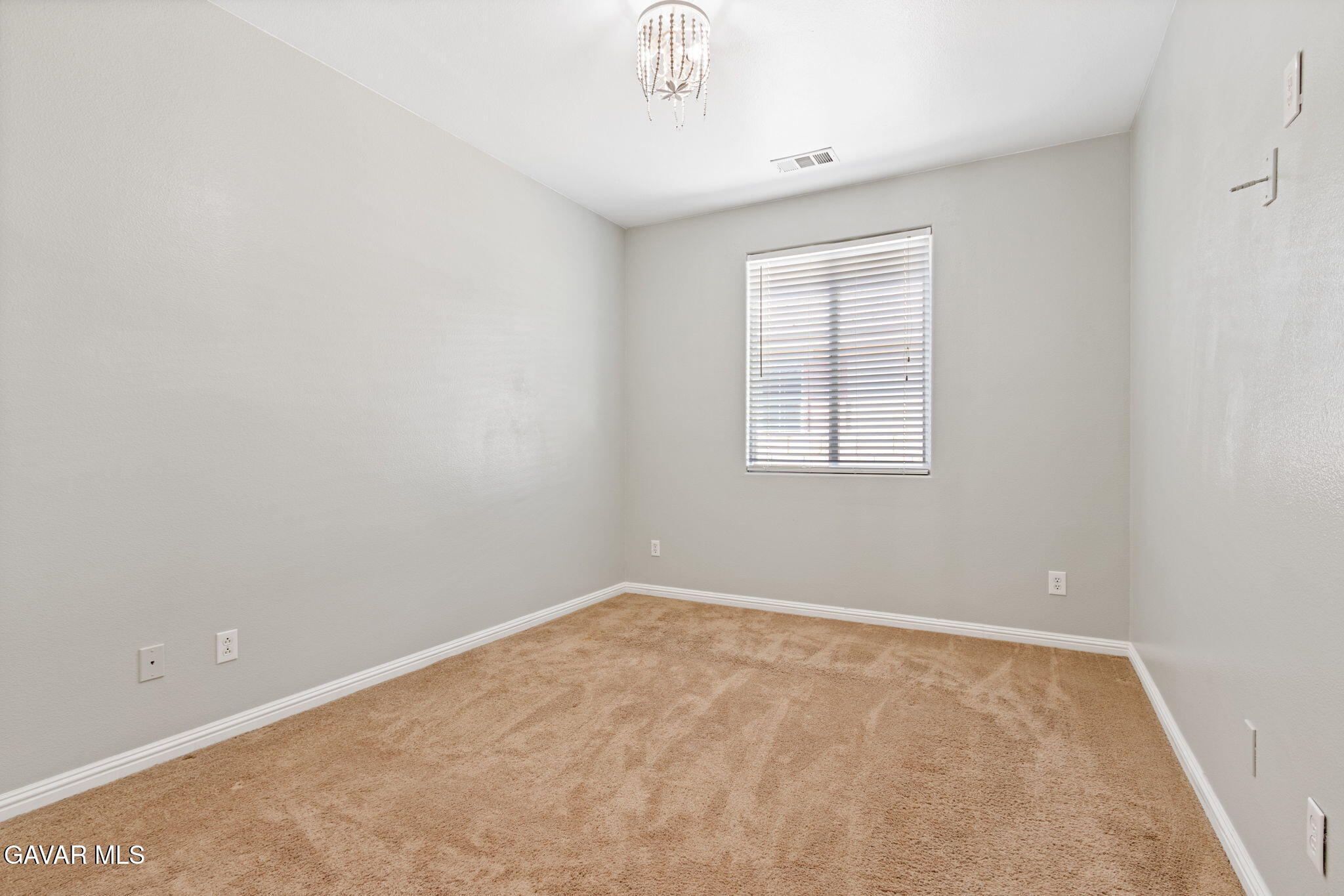 5909 Viking Way Palmdale, CA 93552 - Photo 22 of 29 22-web-or-mls-IMG_9330