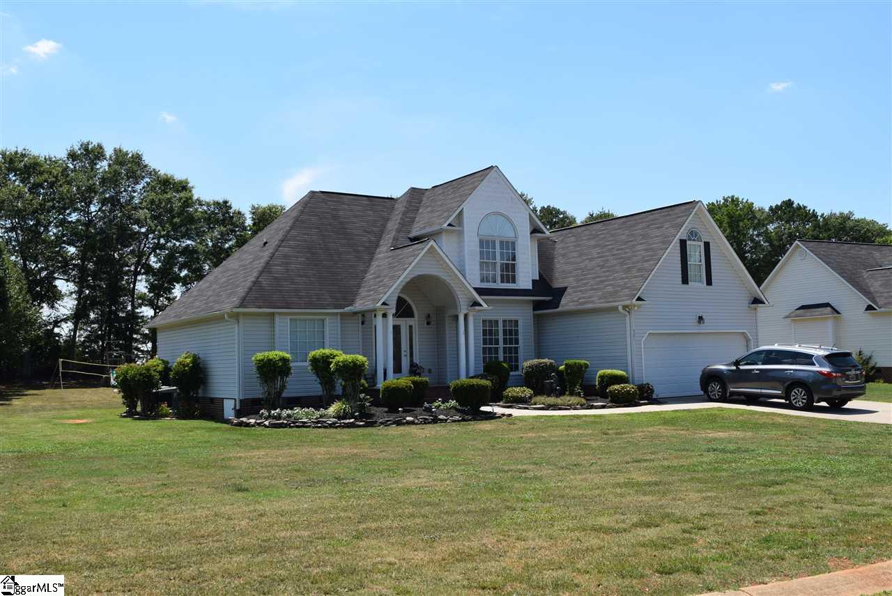 521 Dominion Way Boiling Springs, SC 29316 - Photo 1 of 35 Gallery Image 1