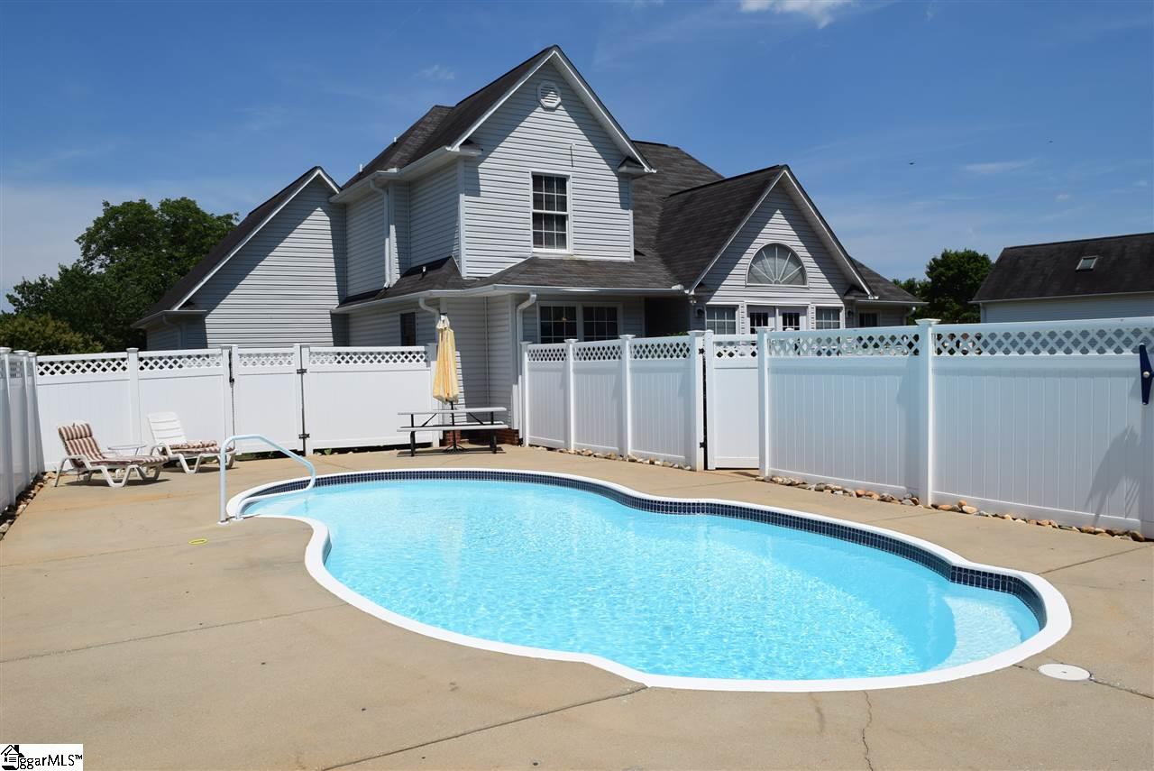 521 Dominion Way Boiling Springs, SC 29316 - Photo 25 of 35 Gallery Image 25