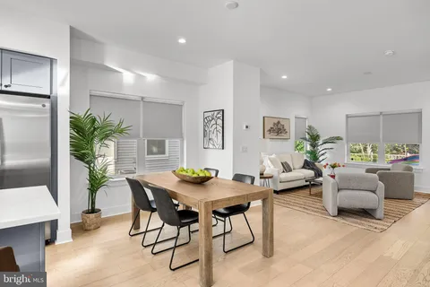 $620,000 | 9522 Golfview Lane, Philadelphia, PA 19114