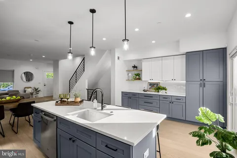 $620,000 | 9522 Golfview Lane, Philadelphia, PA 19114