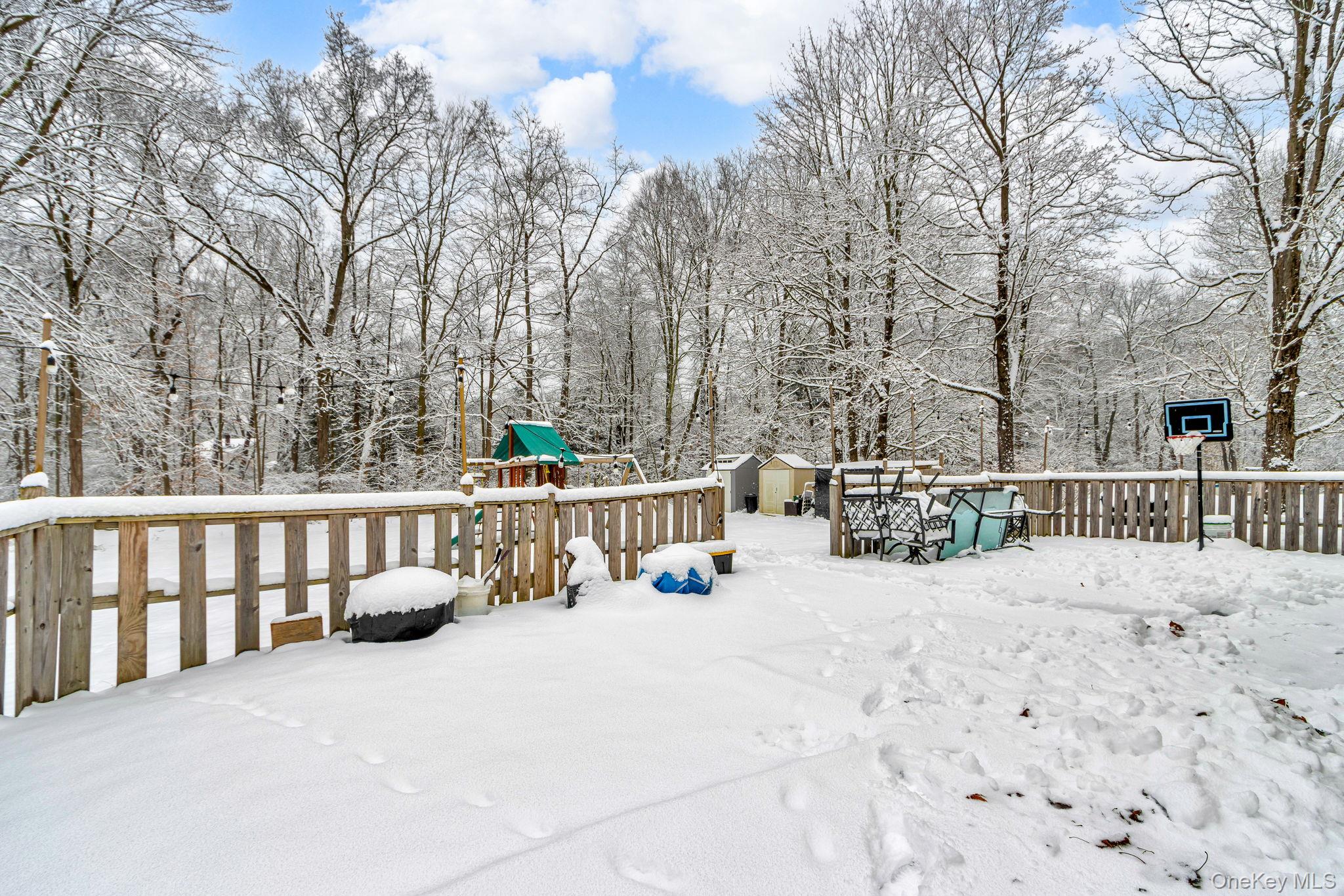 963 Fox Meadow Road Yorktown Heights, NY 10598 - Photo 41 of 43