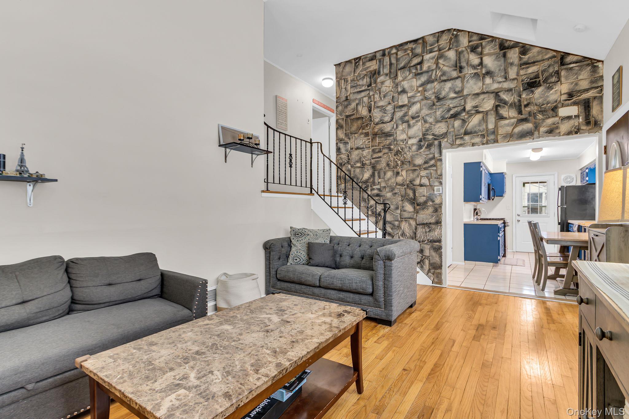 963 Fox Meadow Road Yorktown Heights, NY 10598 - Photo 5 of 43