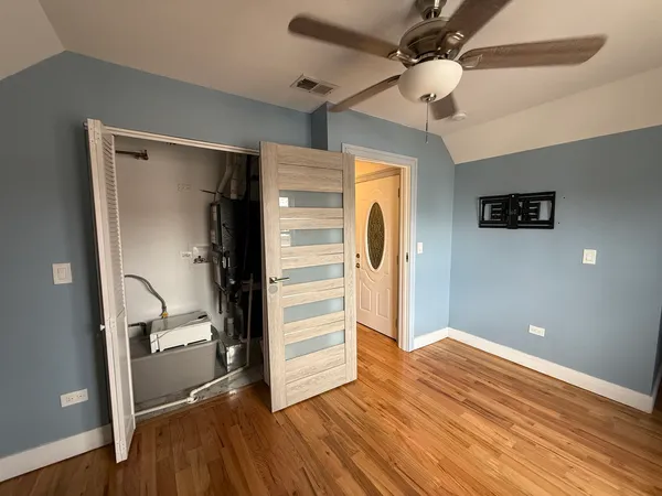 $2,000 | 5942 South Justine Street, Chicago, IL 60636