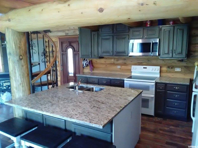 1139 West Pete's Road Helper, UT 84526 - Photo 7 of 19