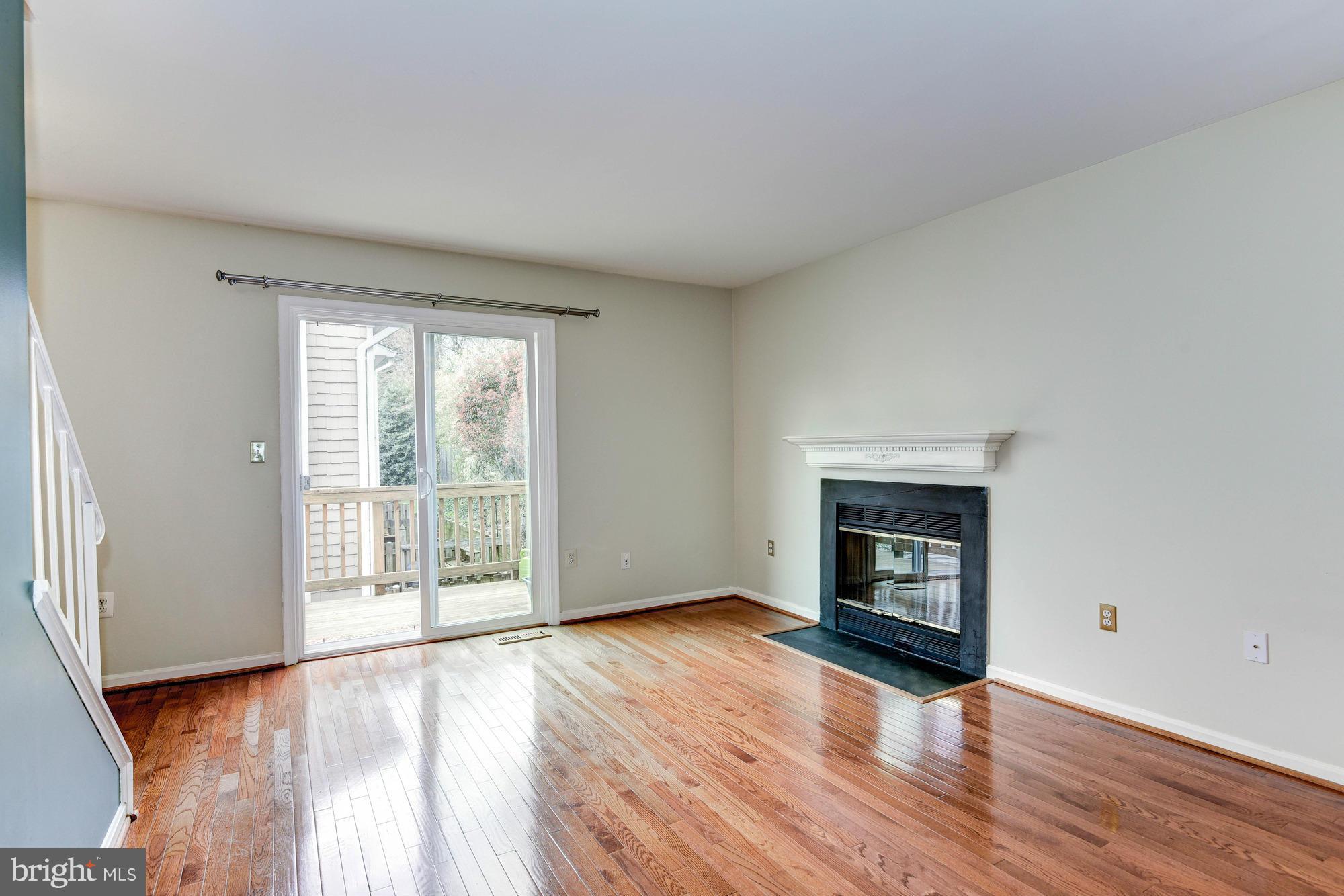 Living Room to Upper Rear Deck
