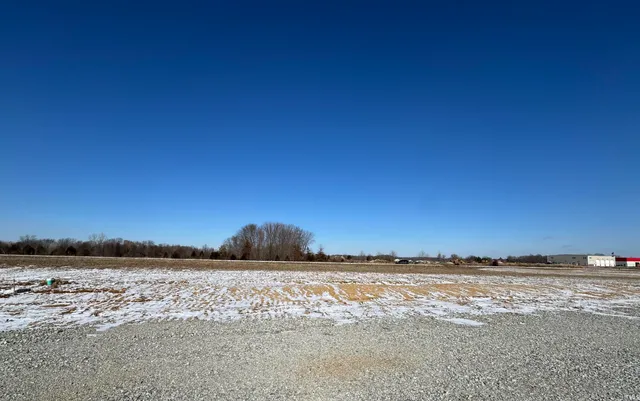 $27,500 | Lot 26 Blue Bird, Mitchell, IN 47446