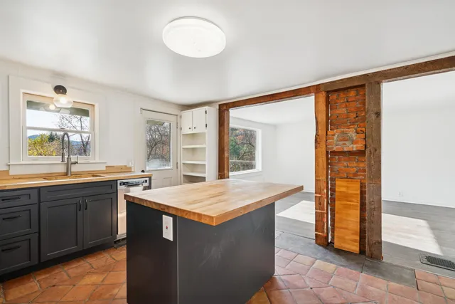 $385,000 | 43 Eastman Road, Sharon, VT 05068