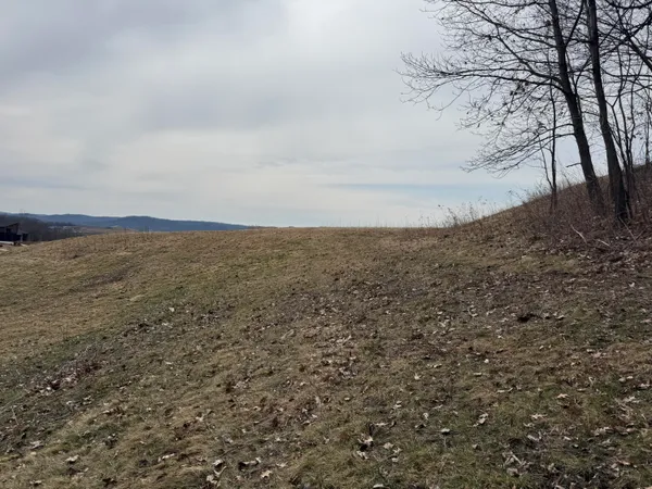 $160,000 | Lot 54 Grand Glen, Onalaska, WI 54650