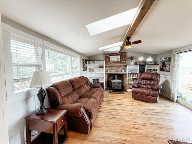 $340,000 | 5599 Co Highway 21, Nashville, IL 62263