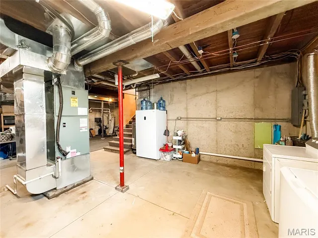 $340,000 | 5599 Co Highway 21, Nashville, IL 62263