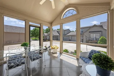 $498,000 | 14270 West 151st Terrace, Unit 302, Olathe, KS 66062