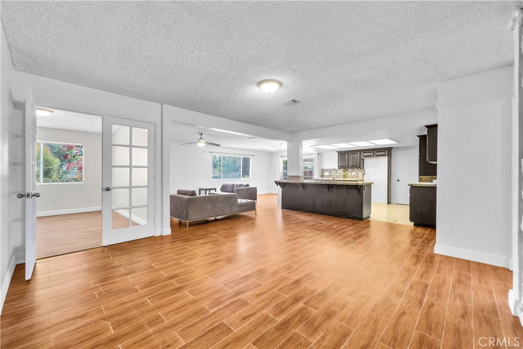 553 East Home Street Rialto, CA 92376 - Photo 16 of 26 Dinning room