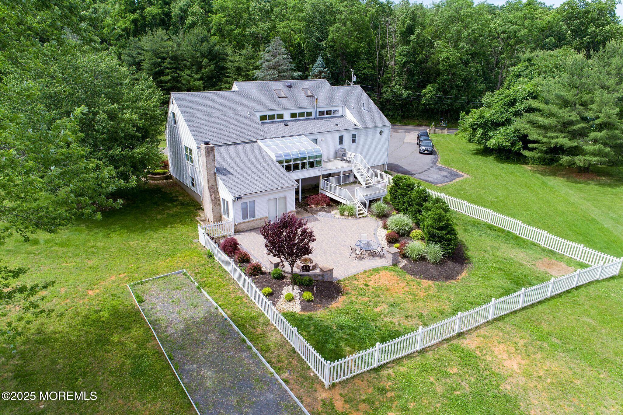 67 School Road Marlboro, NJ 07746 - Photo 13 of 42 3jkxNVzw