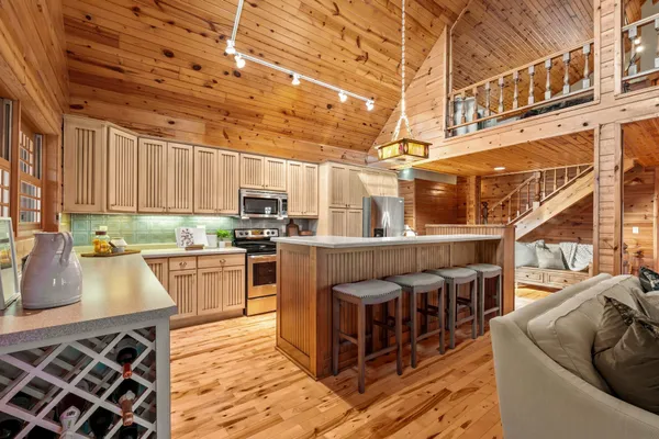 $1,300,000 | 2427 Beede Lake Trail, St. Croix Falls, WI 54024