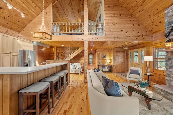 $1,300,000 | 2427 Beede Lake Trail, St. Croix Falls, WI 54024