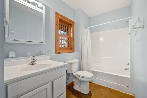 $1,300,000 | 2427 Beede Lake Trail, St. Croix Falls, WI 54024