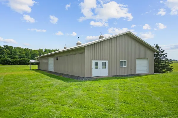 $1,300,000 | 2427 Beede Lake Trail, St. Croix Falls, WI 54024