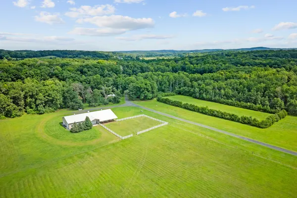 $1,300,000 | 2427 Beede Lake Trail, St. Croix Falls, WI 54024