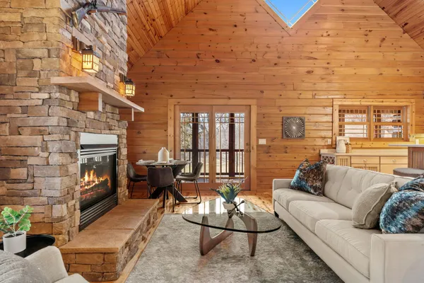 $1,300,000 | 2427 Beede Lake Trail, St. Croix Falls, WI 54024