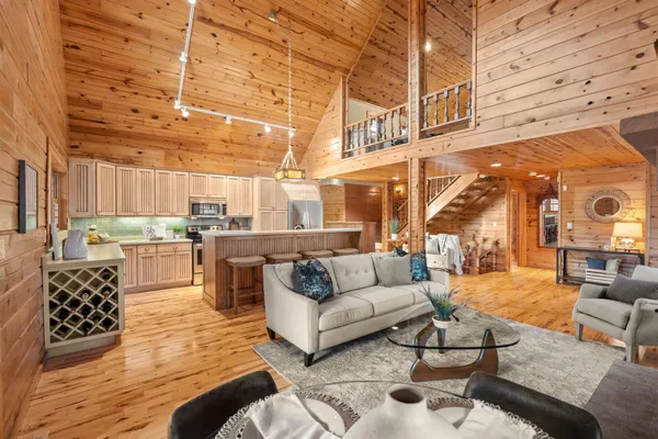 $1,300,000 | 2427 Beede Lake Trail, St. Croix Falls, WI 54024