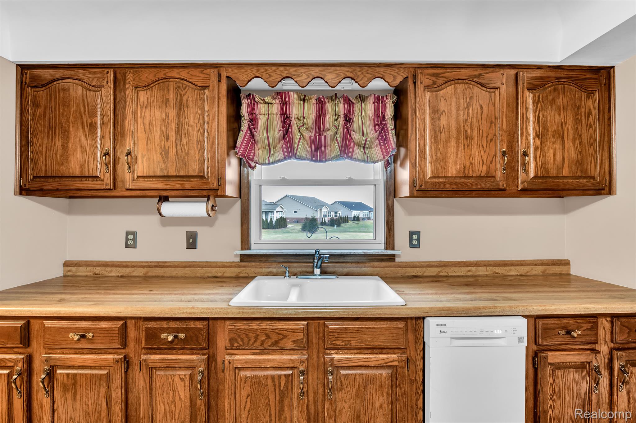 23865 Inkster Road Flat Rock, MI 48134 - Photo 29 of 39 Gallery Image 29