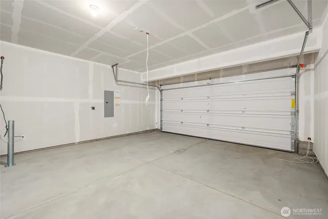 $499,990 | 643 Salzer Crk Drive, Centralia, WA 98531