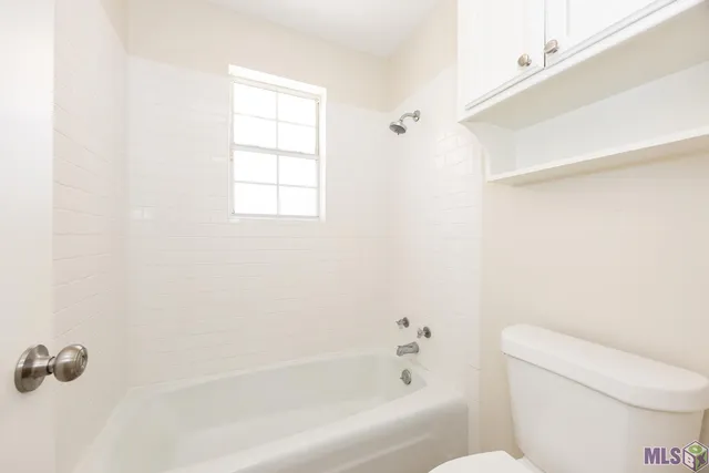 $324,900 | 10726 Cal Road, Baton Rouge, LA 70809