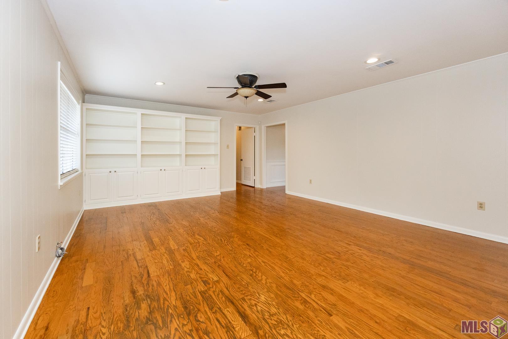 10726 Cal Road Baton Rouge, LA 70809 - Photo 5 of 32